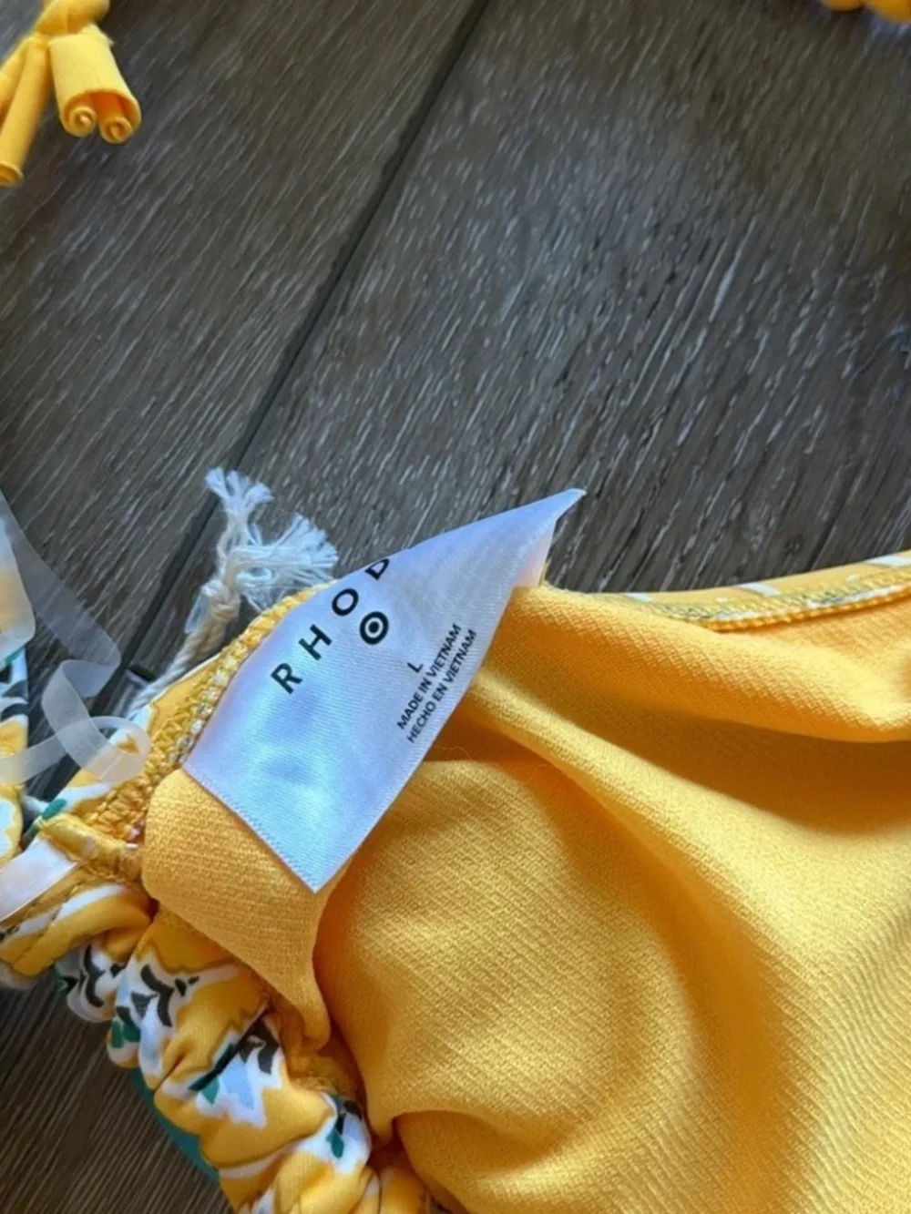 NWT Yellow Patterns String Bikini Top Size L - Picture 3 of 5